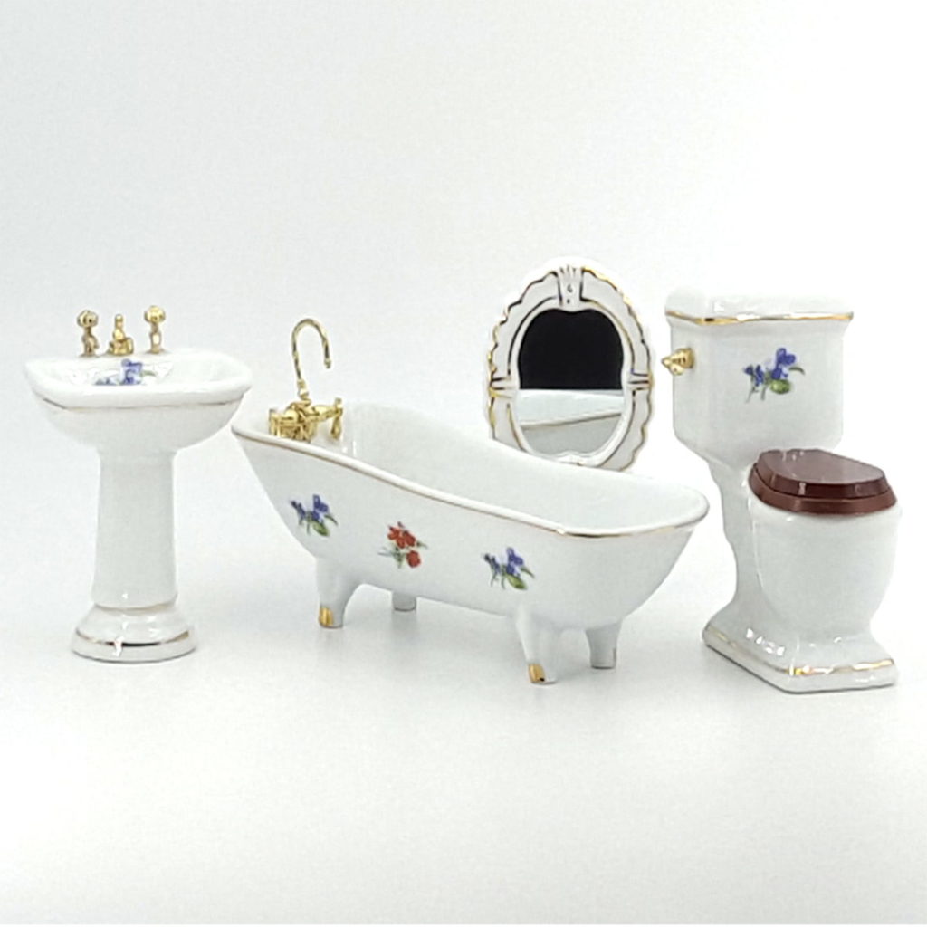 15585　Bathroom, porcelain, white, with decor, 4 pcs.  バスルームセット（フラワー）