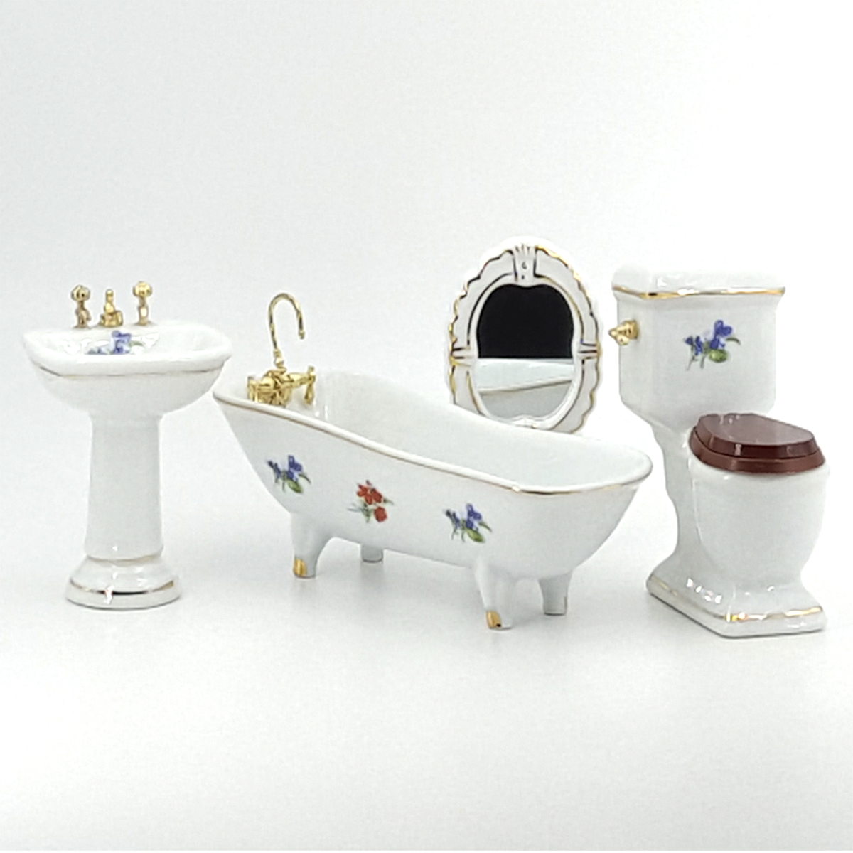 Bathroom, porcelain, white, with decor, 4 pcs.  バスルームセット（フラワー）