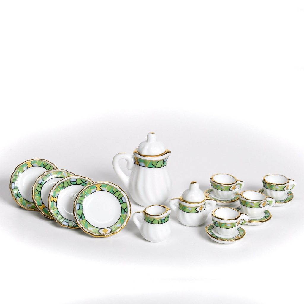 15170　Coffee service,porcelain,  green, 15 pcs　コーヒーサービス 15枚セット(グリーン)
