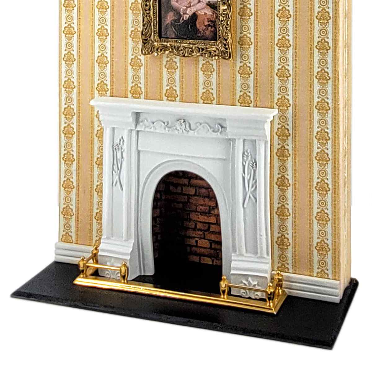 Victorian fireplace mantle　ビクトリア朝暖炉